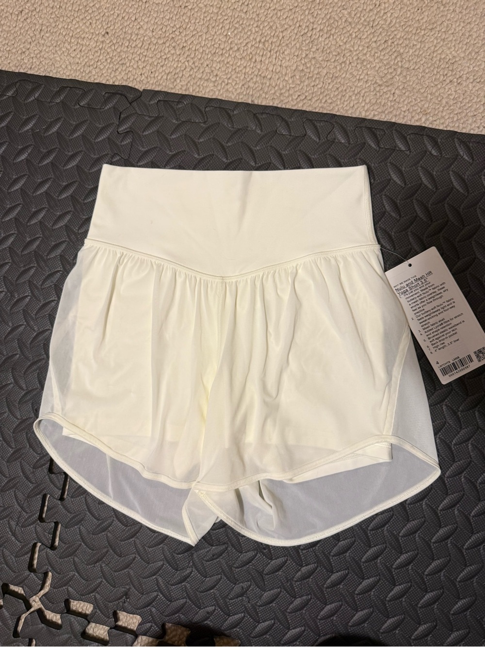 lululemon athletica Ivory/Off-White Women’s Tennis Skort